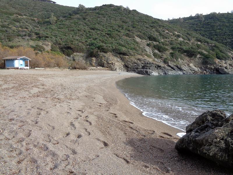 форма пляжа Ремаёло - полукруг