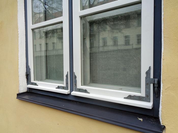 отделка окна в Таллине