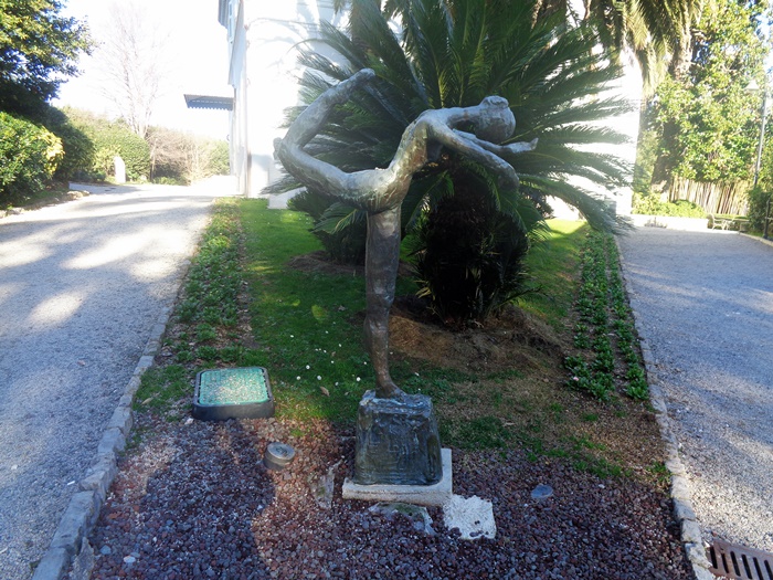 памятник Айседоре Дункан