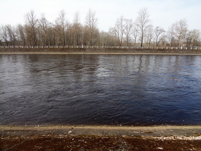 канал в Ивангороде