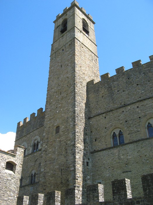 свадьба в Италии - регистрация брака в замке Поппи