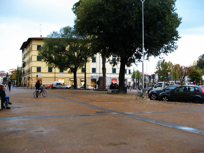 площадь Далмация фо Флоренции