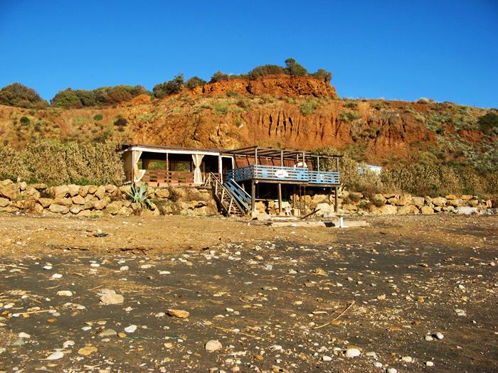 Кала Серегола - бар на пляже