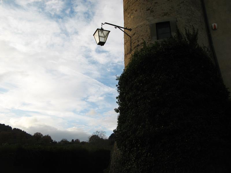 замок Гальбино - фонарь