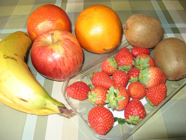 fruktovyj-salat-фруктовый_салат