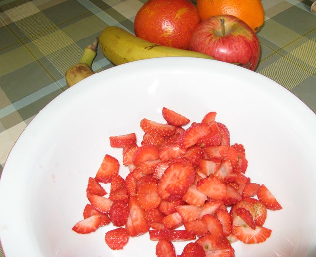 salat-iz-fruktov-салат_из_фруктов