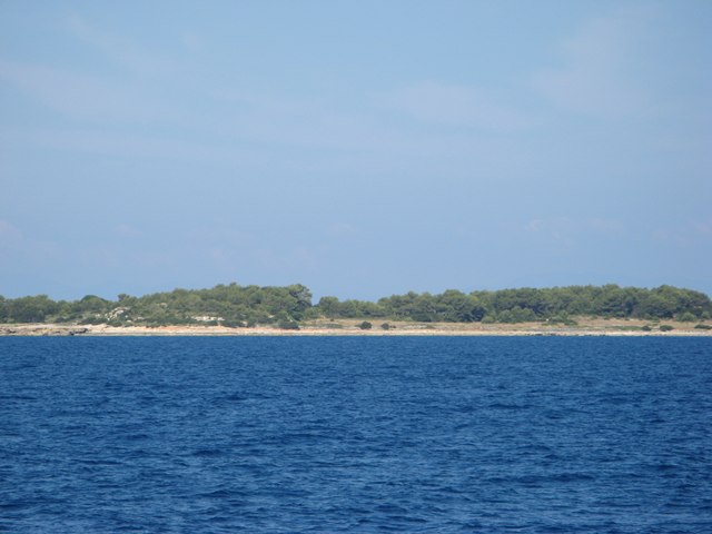 вид на остров Пьяноза с корабля