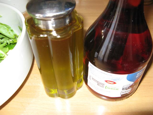 оливковое масло и винный уксус