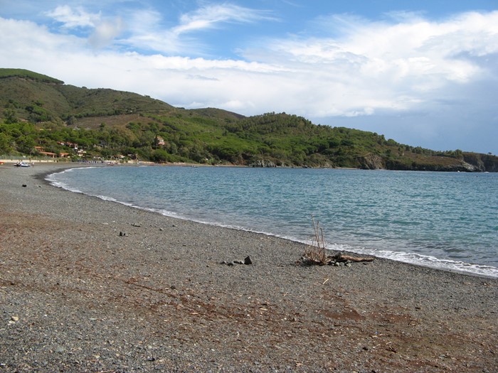 левая сторона пляжа Марджидоре, если стоять лицом к морю