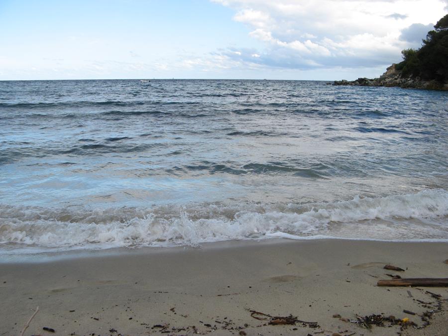 море в сентябре, пляж Спартая