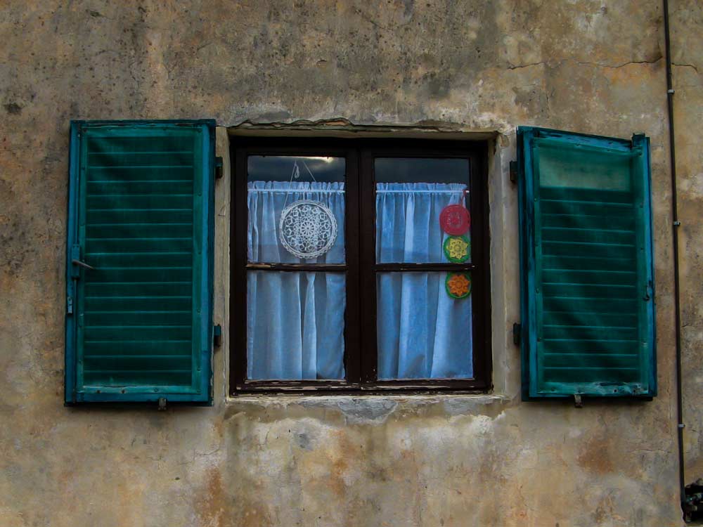 окно в Италии