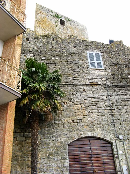 остатки крепостной стены в Сан Савино