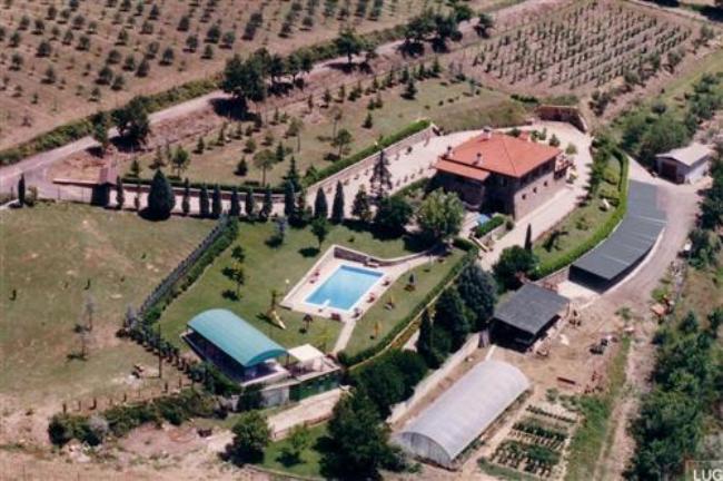 поместье с бассейном в Тоскане