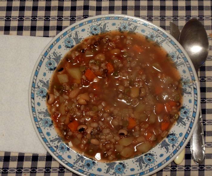 зимний суп из круп и бобовых
